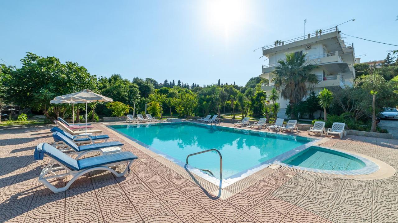 Artemis Studios - Pool And Garden Koskinou  エクステリア 写真