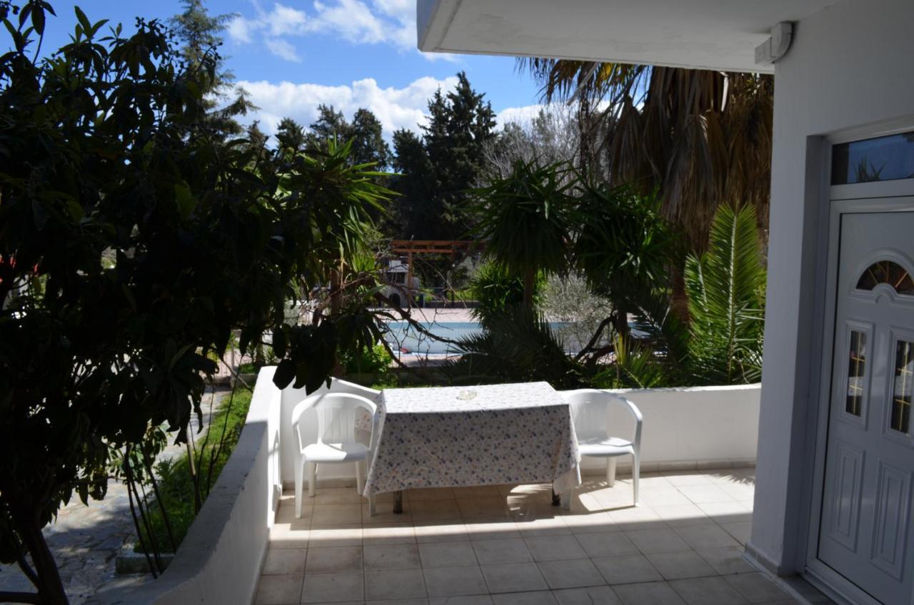 Artemis Studios - Pool And Garden Koskinou  エクステリア 写真